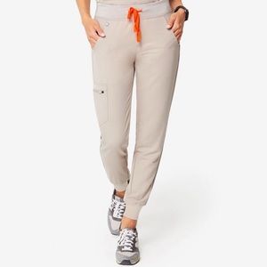 Figs Zamora Boulder Jogger Scrub Pants NWT